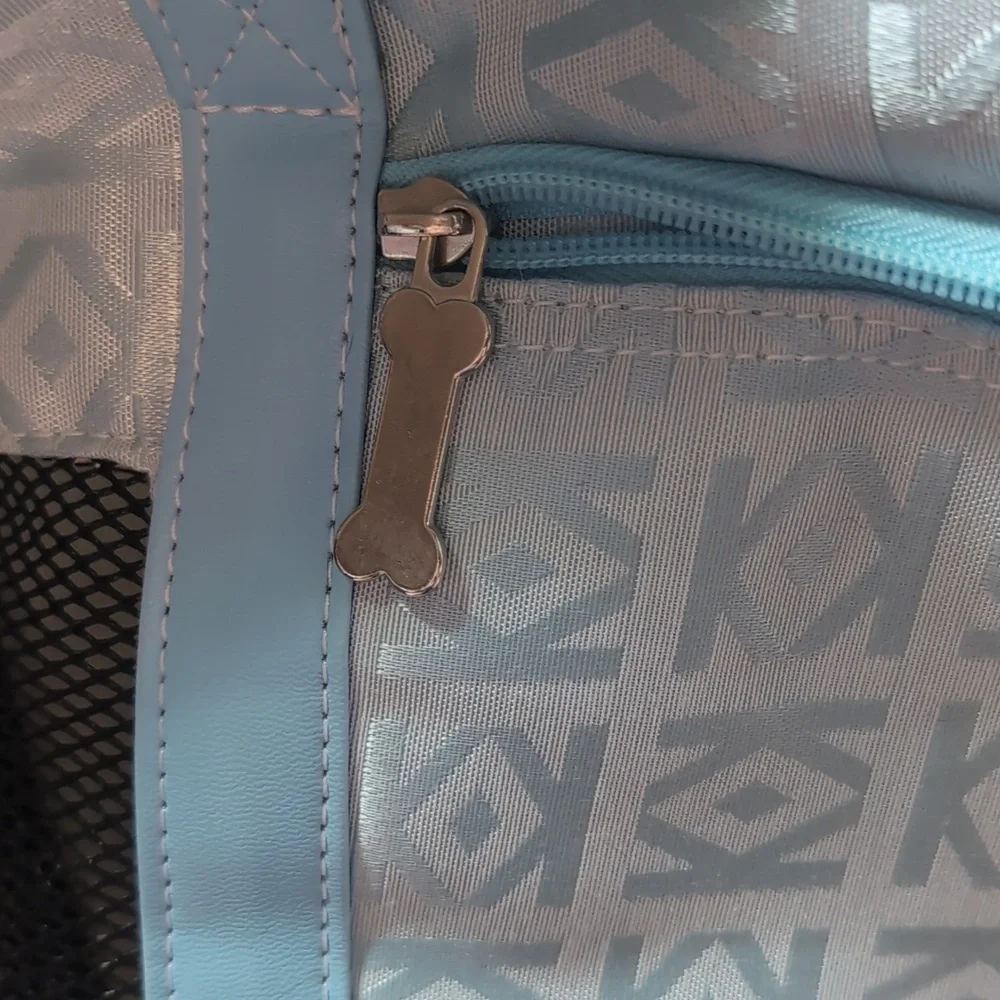 Ventilated Pet Carrier - Light Blue